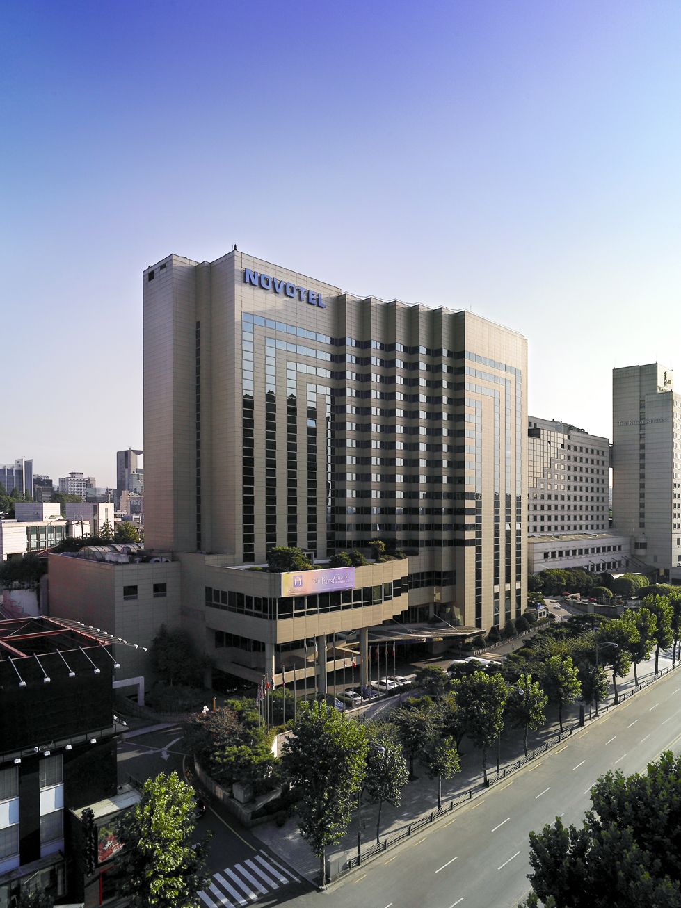 Novotel Ambassador Seoul Gangnam — photo 1