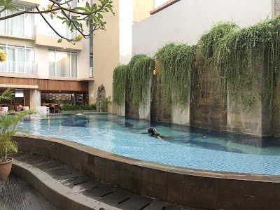 Bedrock Hotel — photo 3