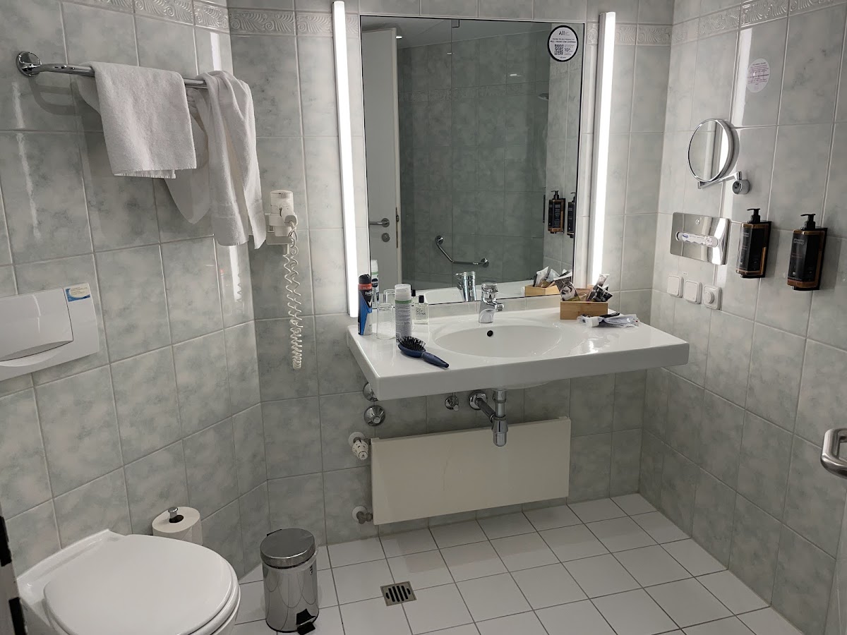 Mercure Hotel Berlin Tempelhof — photo 3
