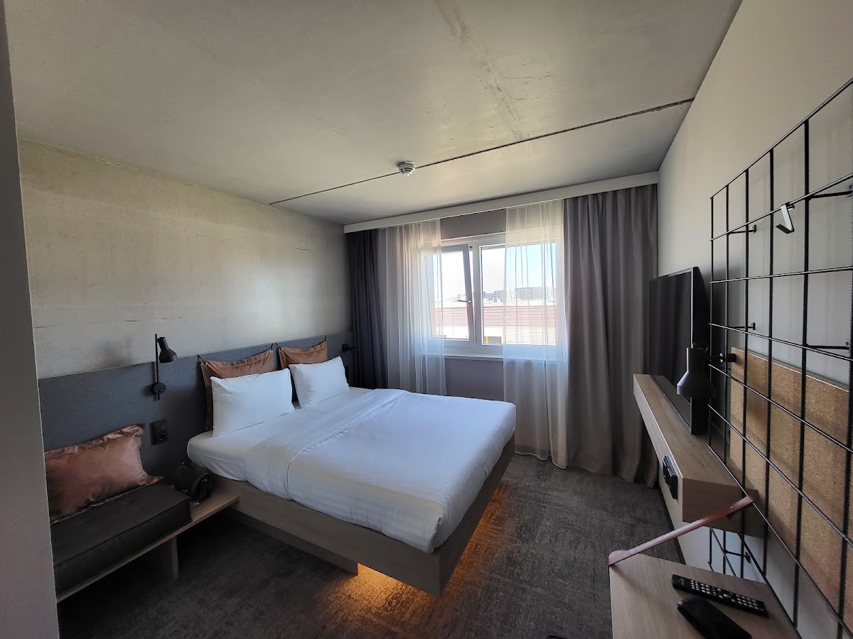 Moxy Hamburg Altona — photo 2