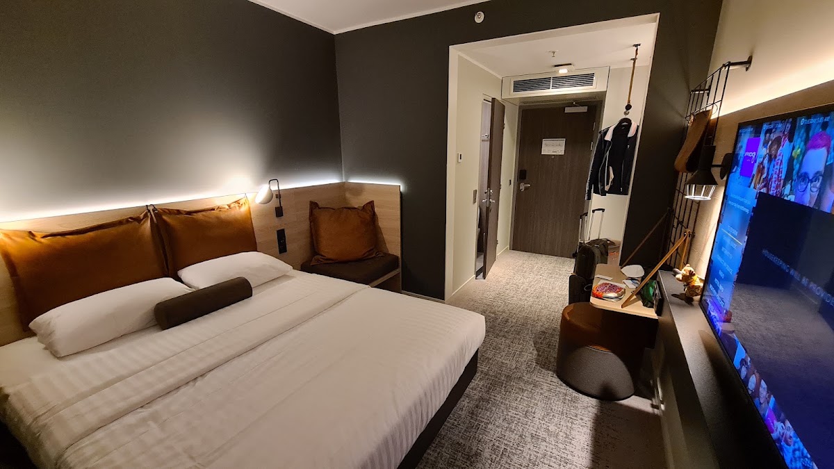 MOXY Hotel Dresden Neustadt — photo 2