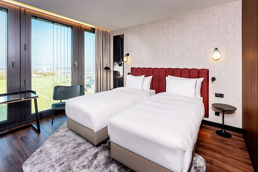 Radisson Blu Stuttgart Porsche Tower — photo 2