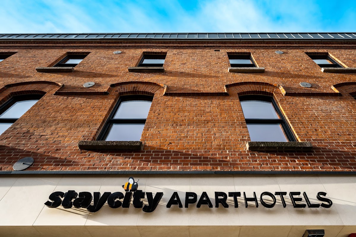 Staycity Aparthotels Tivoli — photo 1