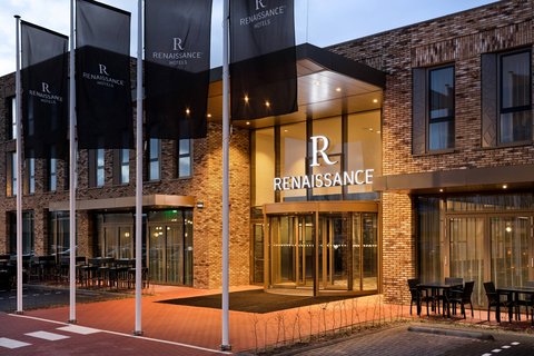Renaissance Amsterdam Schiphol Airport Hotel — photo 1
