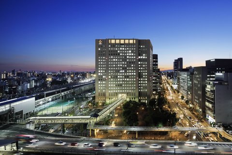 Courtyard by Marriott Shin-Osaka Station — photo 1